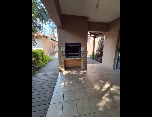3 BEDROOM TOWNHOUSE FOR SALE IN RISIVILLE